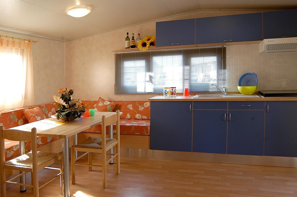 פורטופראיו Acquaviva Village Camping חדר תמונה